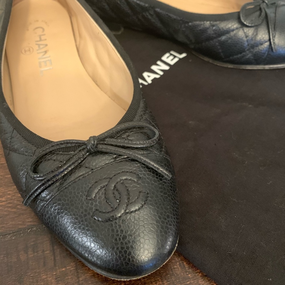 Chanel Black Ballerinas